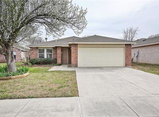 3859 Hunters Point Way, Fort Worth, TX 76123