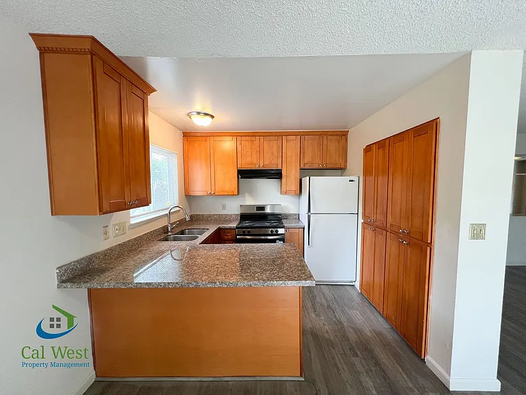 1621 Maurice Ln #2 — Photo 9