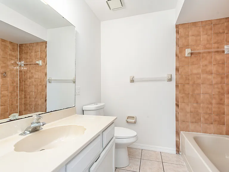 3164 Finsterwald Dr #3164 — Photo 7