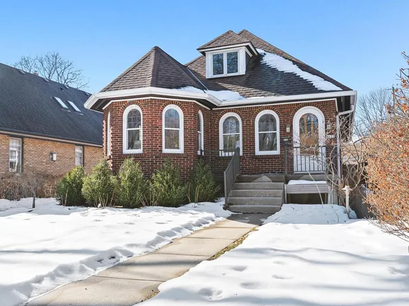 4639 North Larkin STREET, Whitefish Bay, WI 53211