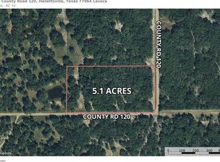 516 County Road 120, Hallettsville, TX 77964
