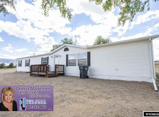2000 Saber Rd, Mills, WY 82604