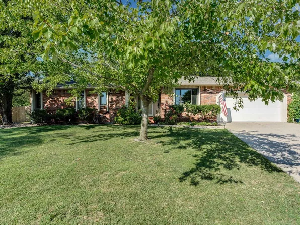 316 Lexington St, Andover, KS 67002
