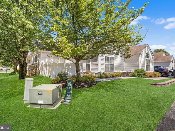 172 Federal Point Blvd, Lawrence Township, NJ 08648