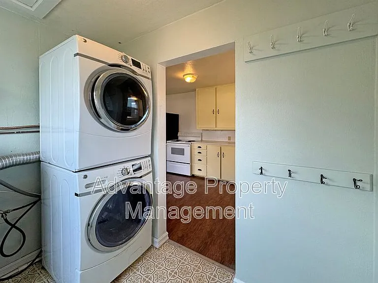 2889 NW Gibson Hill Rd — Photo 11