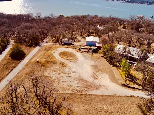 11713 N Shores Dr, Fort Worth, TX 76179