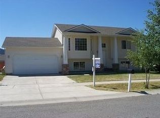 2058 E Greenleaf Ave, Coeur D Alene, ID 83815