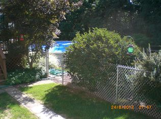 709 N Monocacy Creek Rd, Douglassville, PA 19518