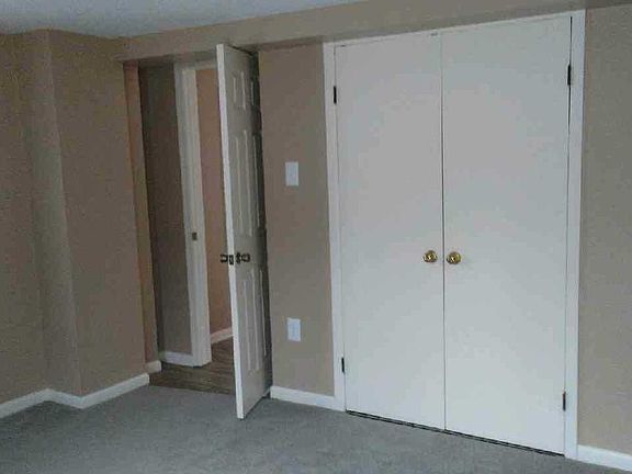 3rd image of 28 Parrish Ln