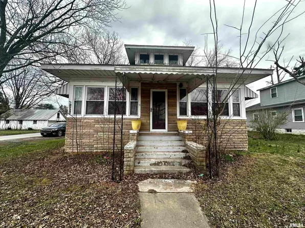 121 E Church St, Galatia, IL 62935