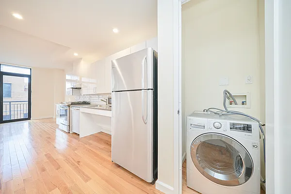 Rented by Living New York | media 2