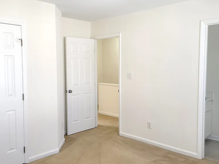 5122 Mass Rock Dr — Photo 8