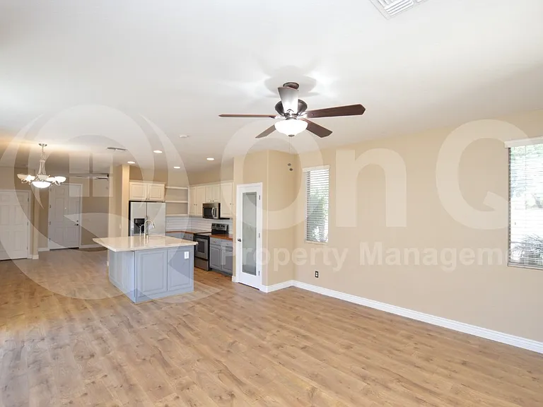 4249 E Santa Fe Ln — Photo 7