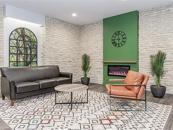3rd image of 93 Westwood Rd #607