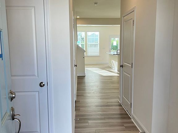 2nd image of 58 Bluebottle St