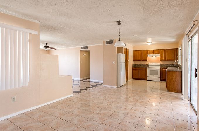 1st image of 8309 N 56th Ave
