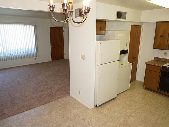 5th image of 6520 S Lakeshore Dr Unit B