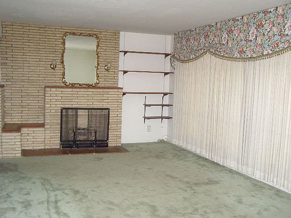 4th image of 1421 Nabors Ln