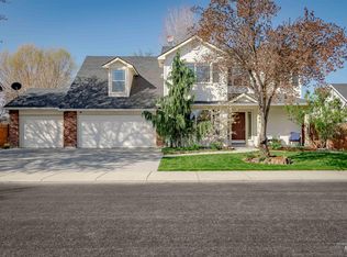 543 S Wooddale Pl, Eagle, ID 83616