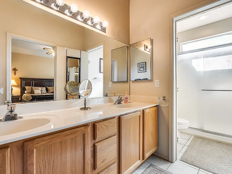 15973 W Quail Creek Ln — Photo 16