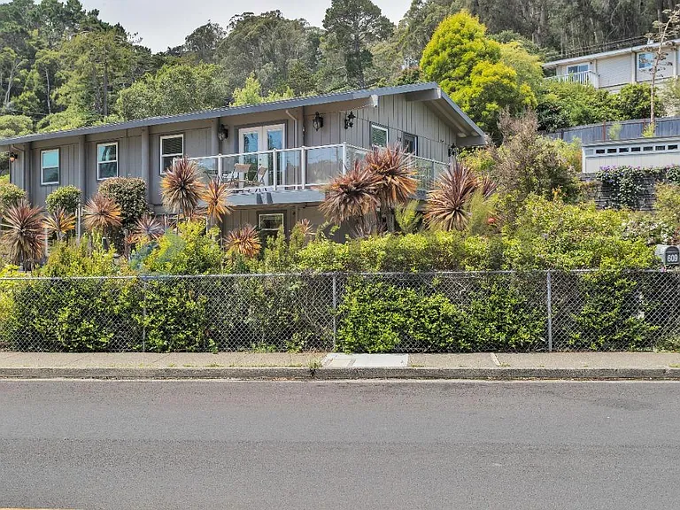 609 Drake Ave #2 — Photo 7