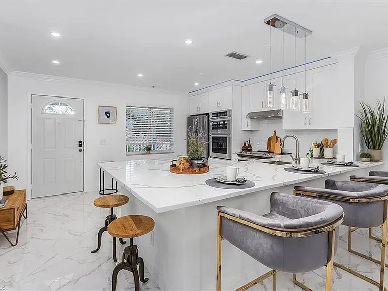 620 Luisa Ct #803 — Photo 3