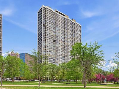 2800 N Lake Shore Dr APT 1504, Chicago, IL, 60657