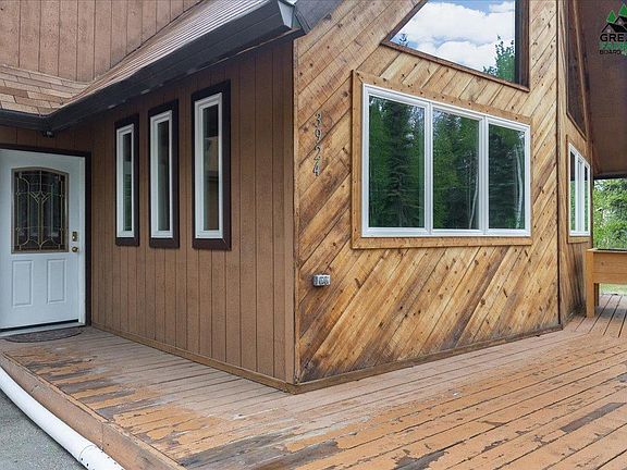 3rd image of 3924 Lakewood Loop