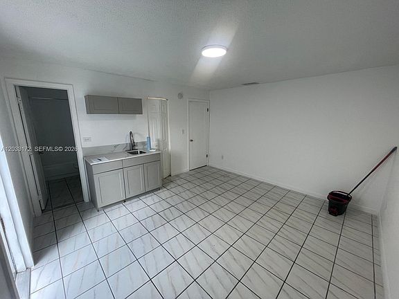 2nd image of 1717 NW 16th St #B
