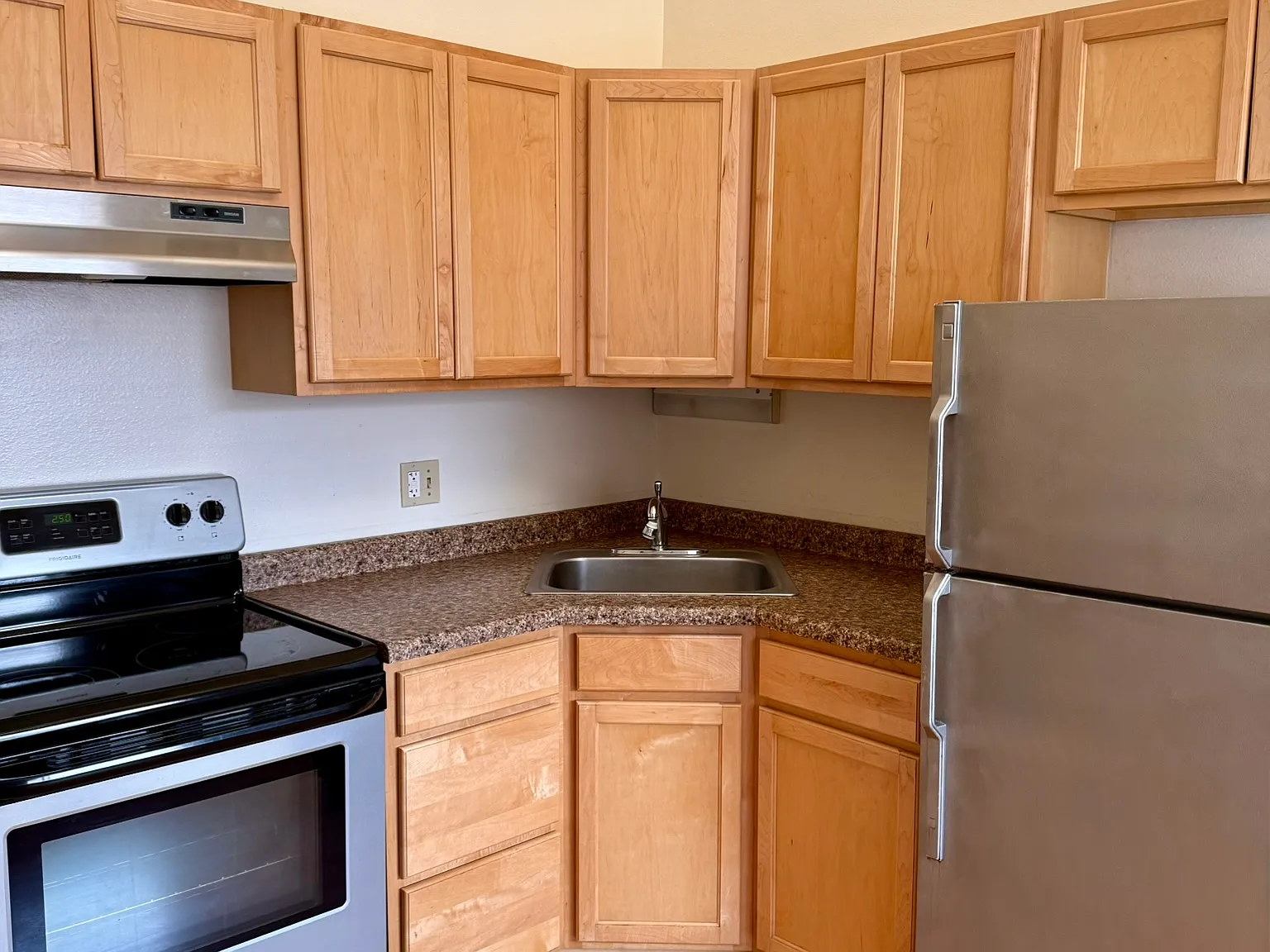 1 bed, $1,120 — Photo 2