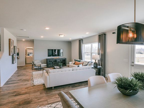 Spacious Great Room