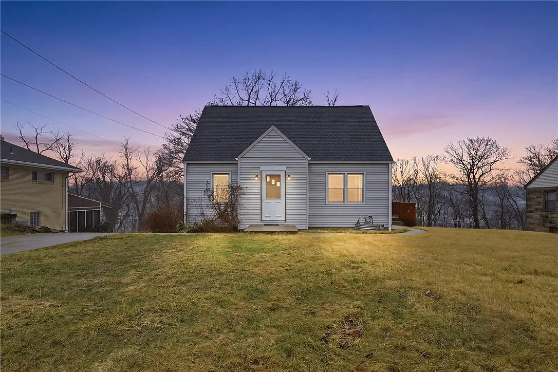 264 Coraopolis Rd photo 1