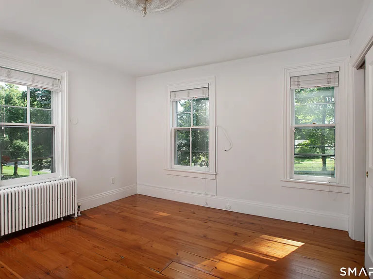 139 Main St — Photo 21