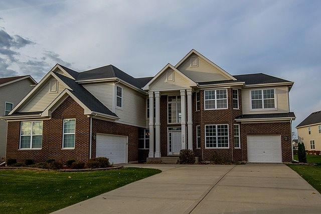 1st image of 1936 Primrose Ct