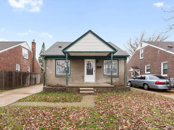 978 Goddard St, Wyandotte, MI 48192