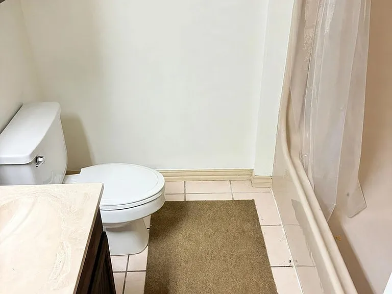 5212 S Columbia Pl — Photo 30