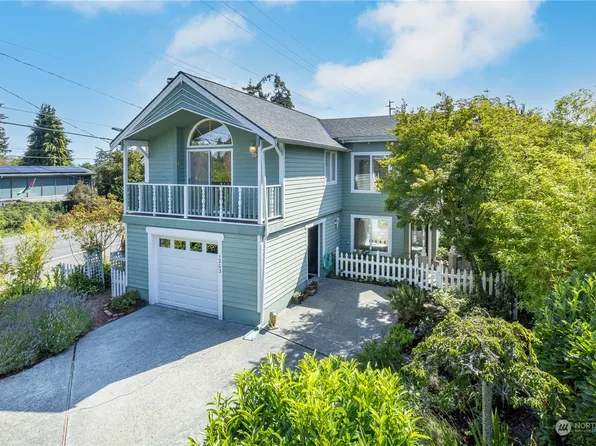 1203 13th Street, Port Townsend, WA 98368