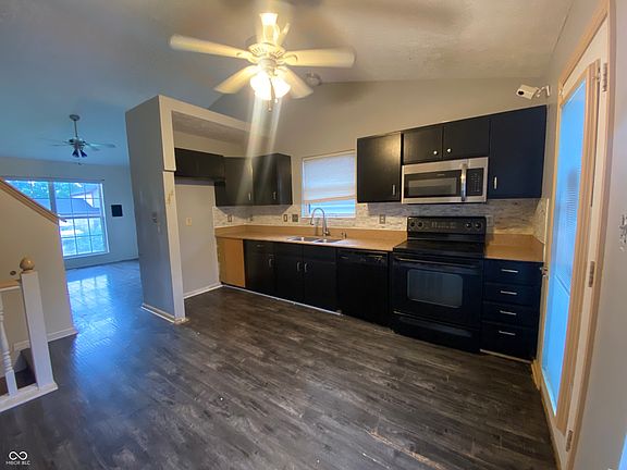 5th image of 4817 Shadow Pointe Dr