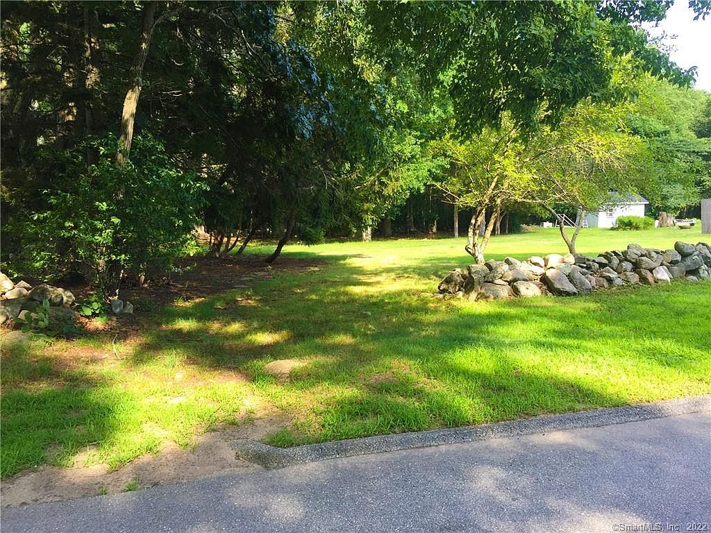 256 Roxbury Rd, Niantic, CT 06357 Zillow