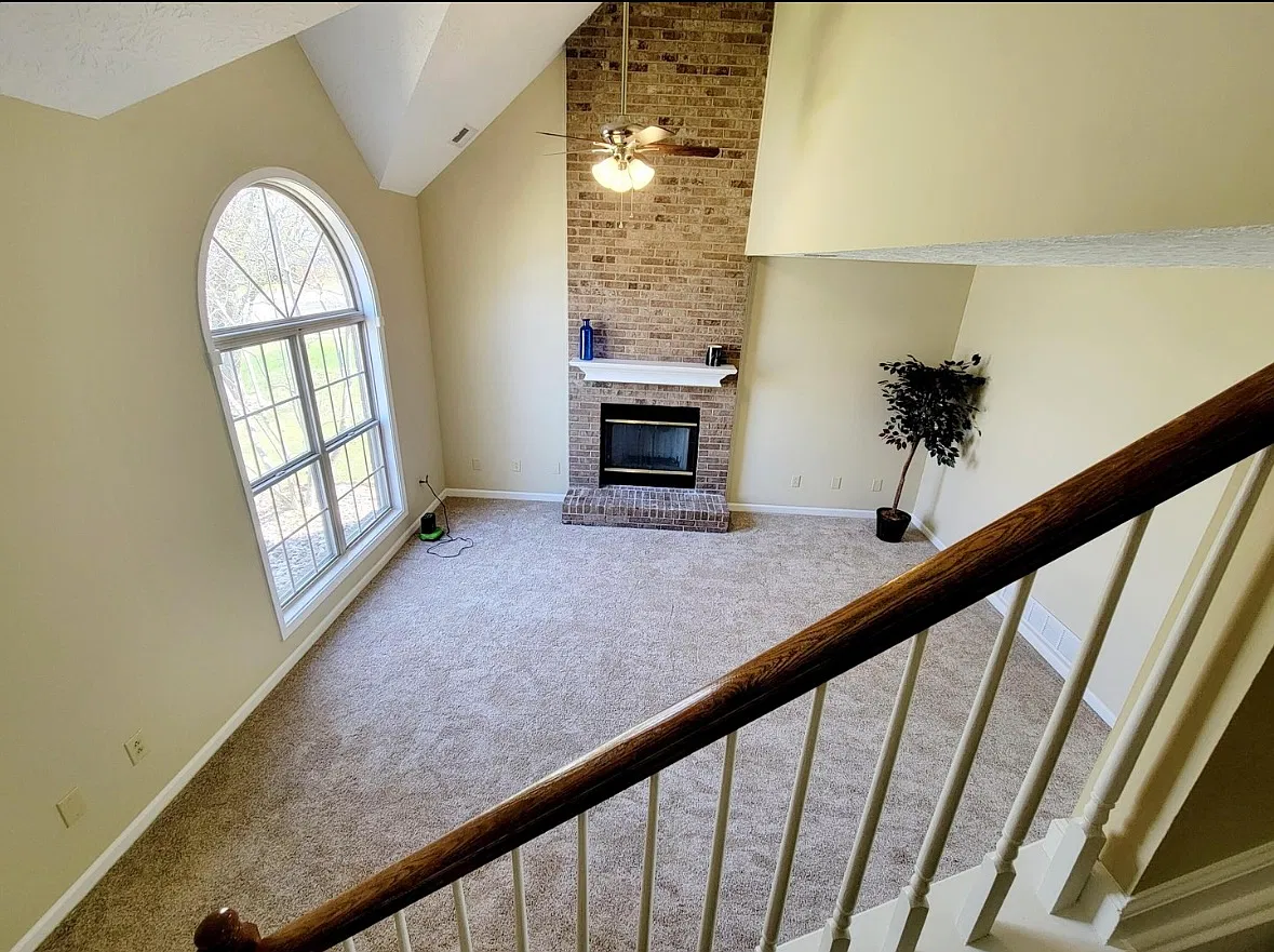 3 bed, 1310 sqft, $1,800 — Photo 3