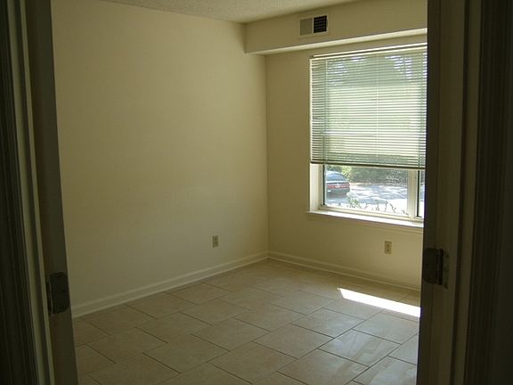 2nd image of 200 Sandestin Ln APT 617