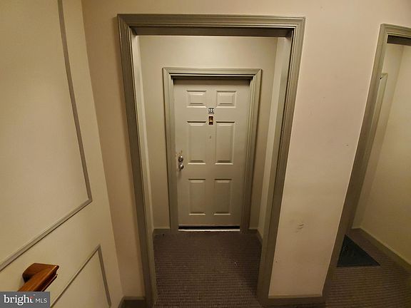 3rd image of 25 Pickering Ct APT 101