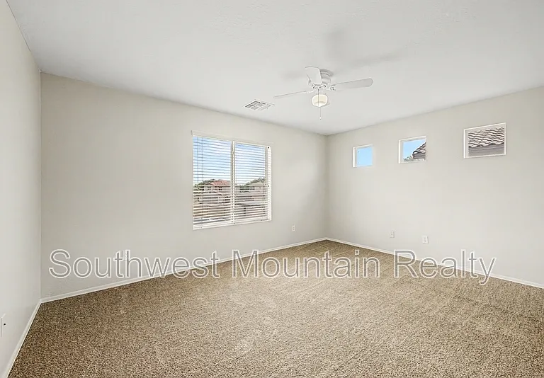 1399 E Saguaro Trl — Photo 11
