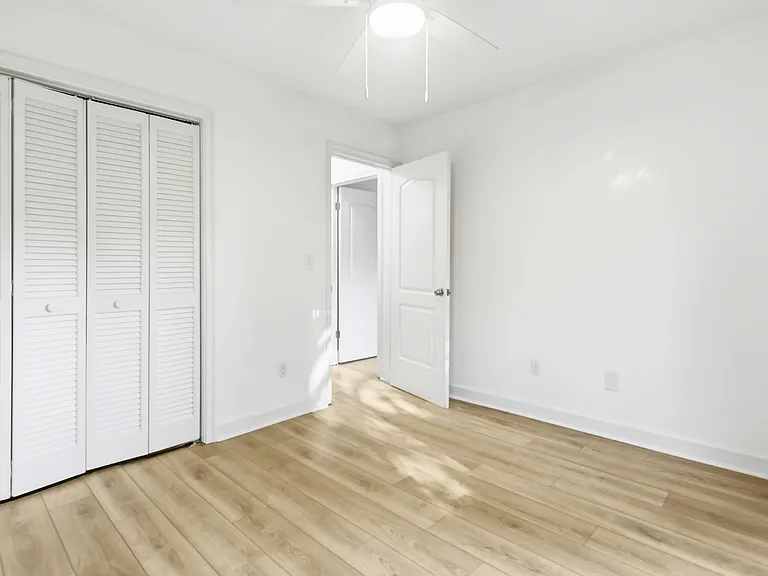 1174 Village Creek Ln #1APT-2 — Photo 7