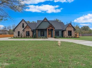 166 Lakewood Point Dr, Bossier City, LA 71111