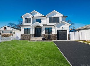 1012 Olympia Rd, Bellmore, NY 11710