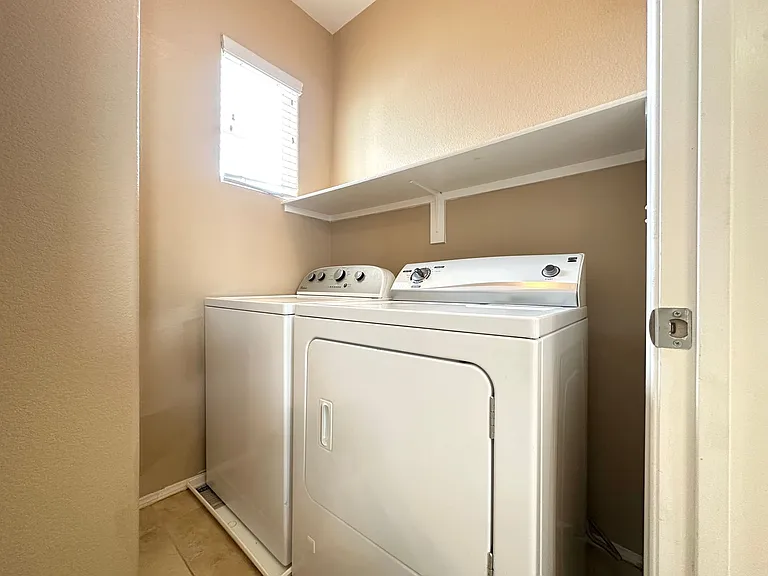 5179 Silent Valley Ave — Photo 23