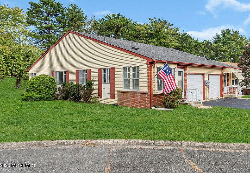 1st image of 9 Juniper Ln #50