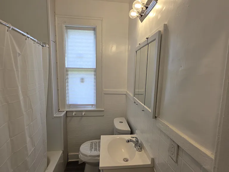 15448 Log Cabin St — Photo 35
