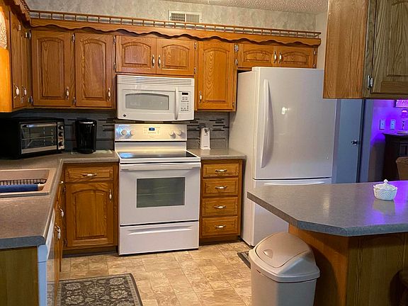 5th image of 150 Wilshire Dr Unit 55